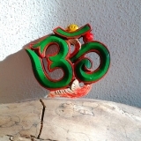 Simbolo OM in legno - VERDE-ROSSO - Originale NEPAL