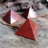 Piramide di Diaspro Rosso 4 cm